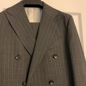 Suitsupply Grey Pinstripe Double-Breasted Havana fit Suit.